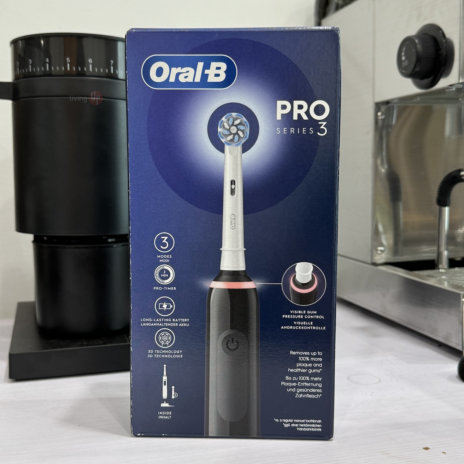 ban chai dien oral b pro 3 3000 mau den black onyx 2024