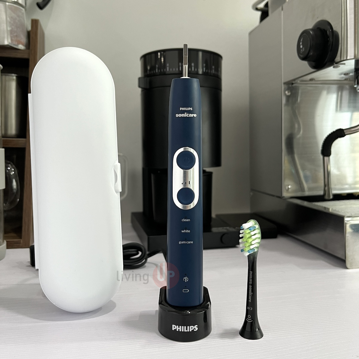 philips sonicare 6100 hang trung bay mau xanh navy like new