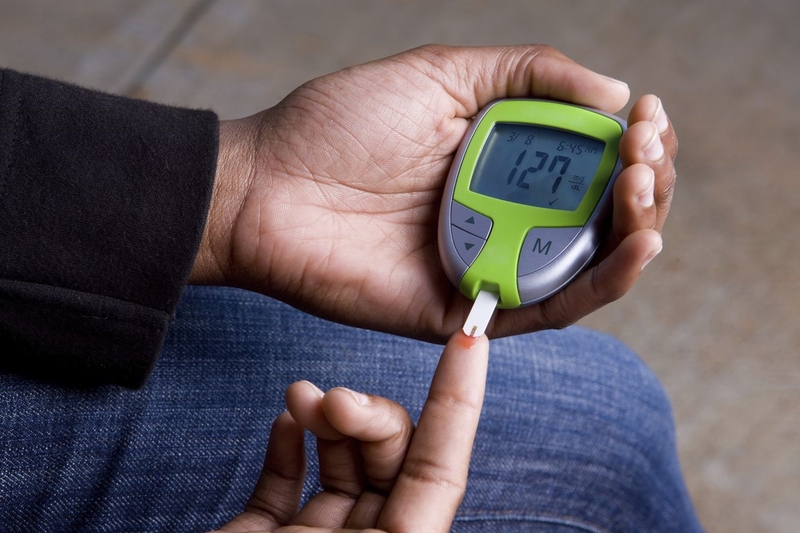 máy đo đường huyết
