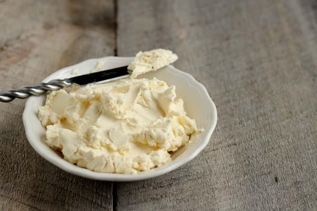 Bật mí Cream cheese là gì? và 2 công thức làm bánh với cream cheese