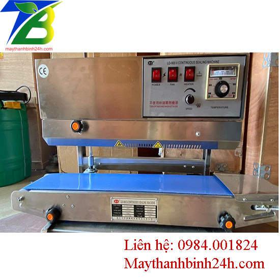 May-han-tui-ny-lon-dang-lien-tuc