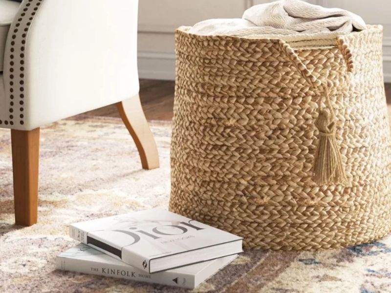 mua gio luc binh dung do