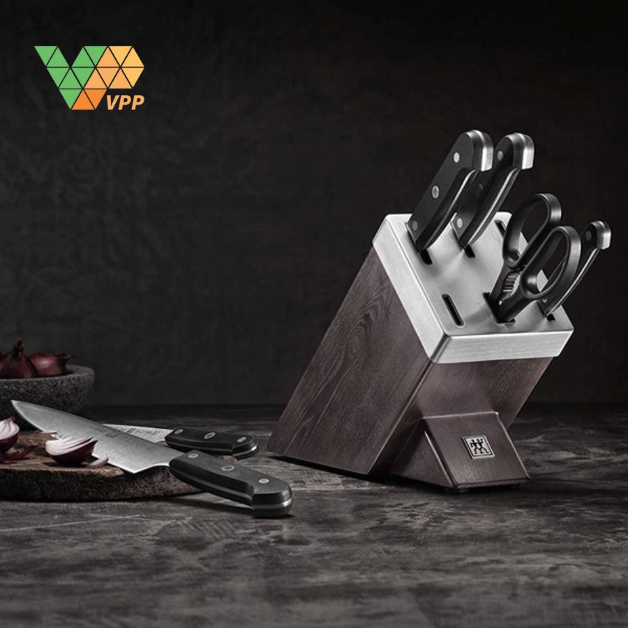 Lưu ý vệ sinh và sử dụng Hộp dao ZWILLING Four Star 2019 - 7 món