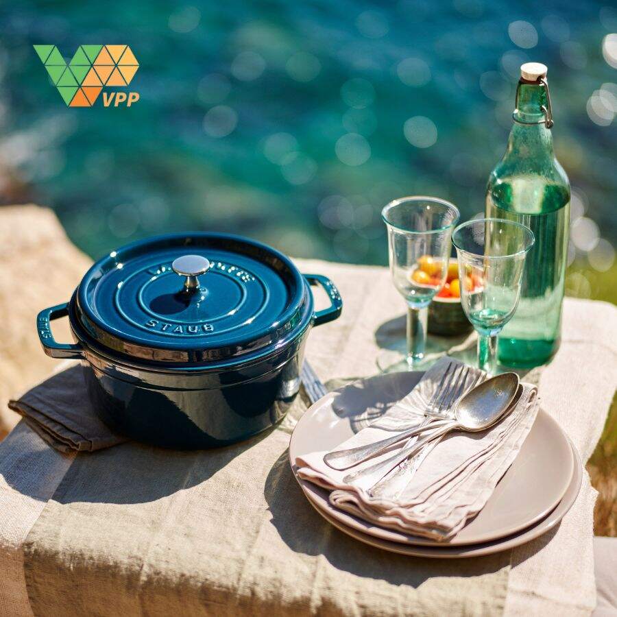 Lưu ý vệ sinh và sử dụng nồi gang tròn STAUB màu xanh ngọc