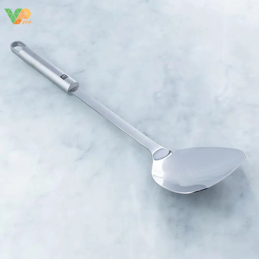 Sử dụng xẻng chiên ZWILLING Pro 37cm đúng cách