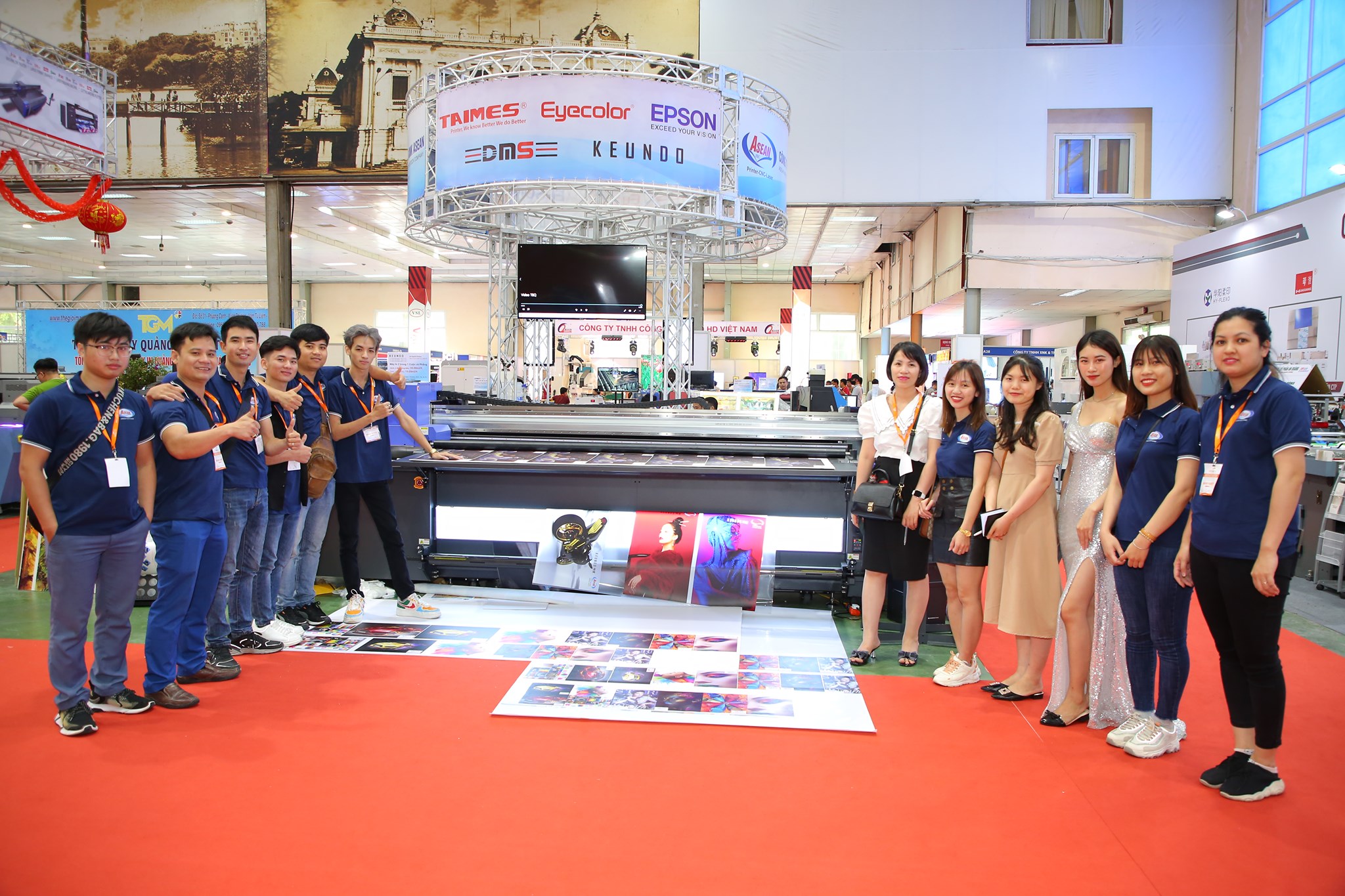 Đơn vị cung cấp máy in uv uy tín tại Hà Nội