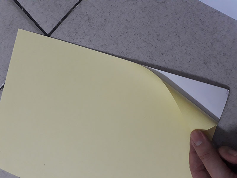 Giấy decal A4 đế vàng