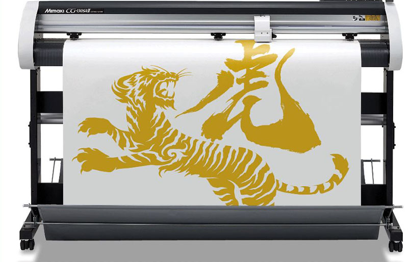 Máy cắt decal là thiết bị chuyên dụng trong ngành in ấn