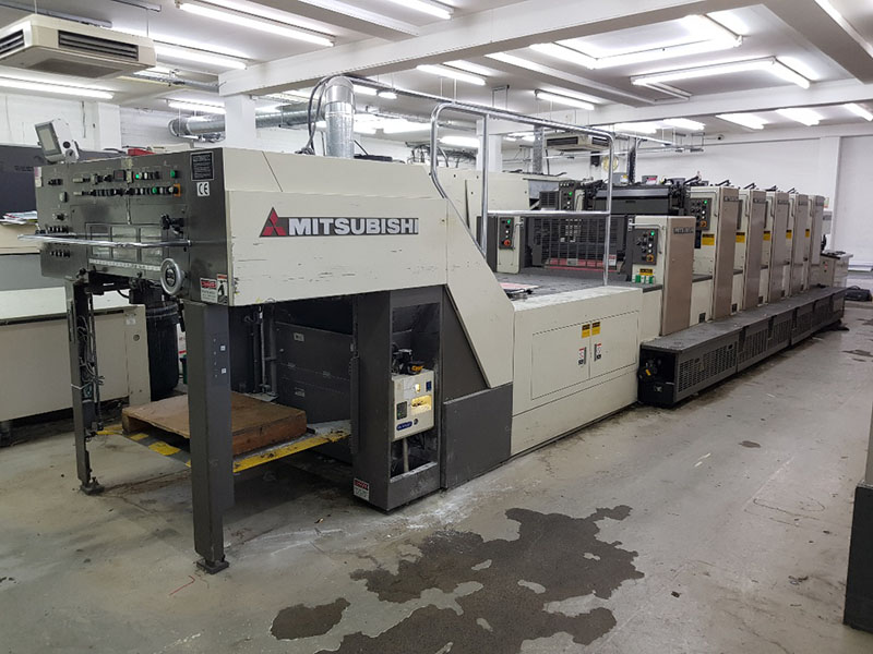 Máy in UV offset là thiết bị sử dụng công nghệ in gián tiếp