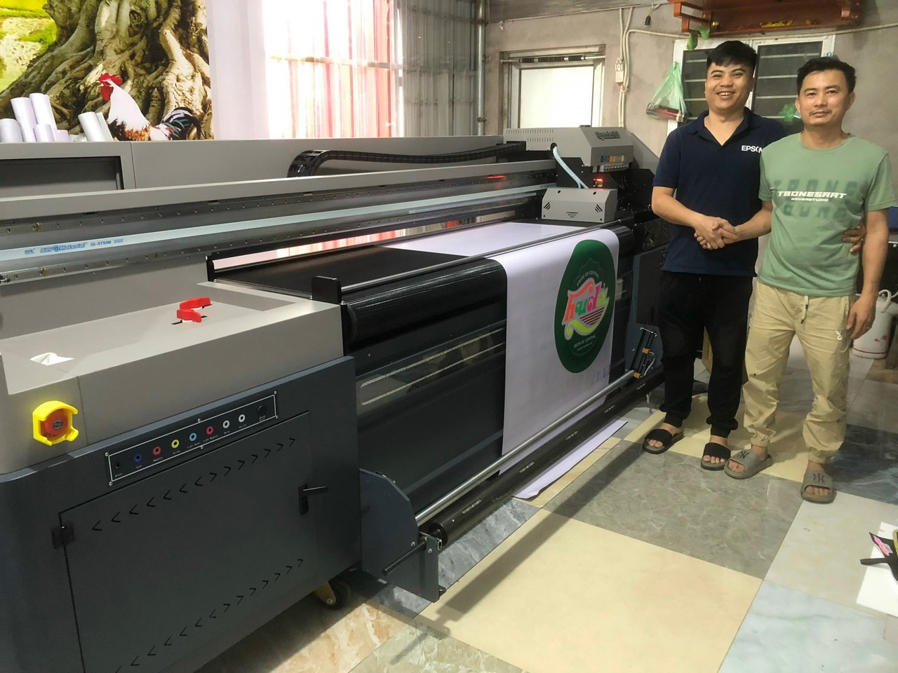 Lắp đặt hoàn thành máy in phản quang cho công ty Anh Khôi