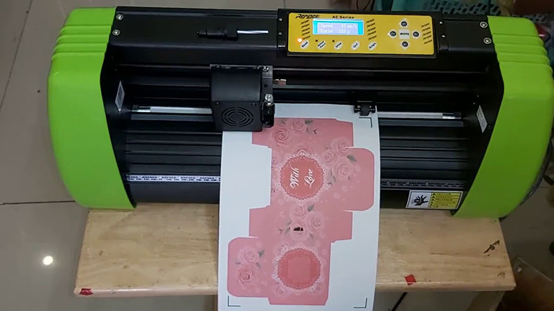 Nguyên lý hoạt động máy cắt decal
