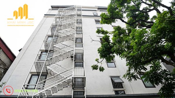 Thi công lối thoát hiểm đạt chuẩn trong tòa nhà cao tầng
