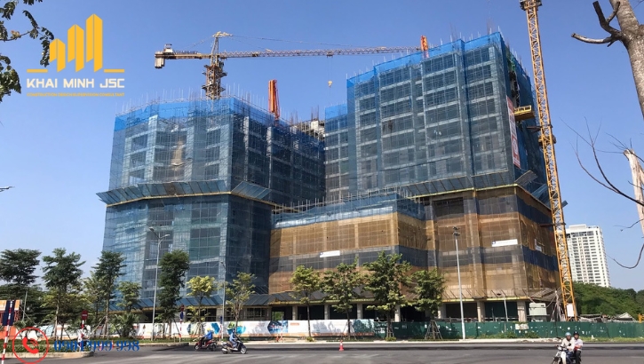 Thi công và giám sát chặt chẽ giúp bảo vệ kết cấu bê tông cốt thép, kéo dài tuổi thọ công trình