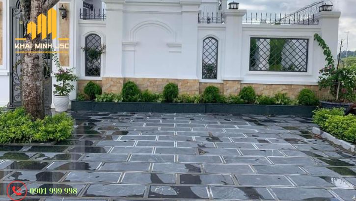 Đá đen và đá xanh luôn nằm trong top vật liệu độc đáo cho biệt thự