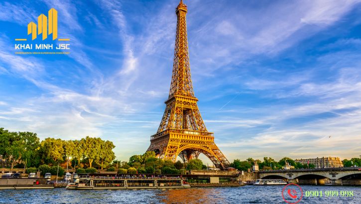 Tháp Eiffel - biểu tượng bất hủ của Paris