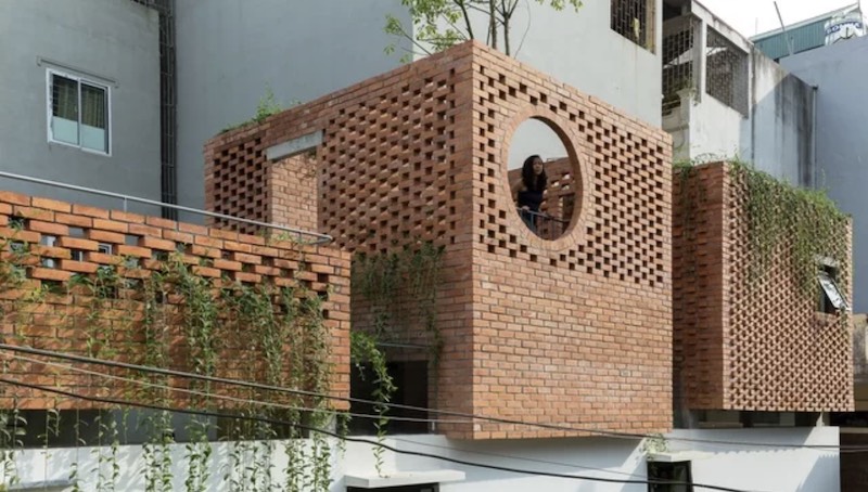 lan can gạch đỏ