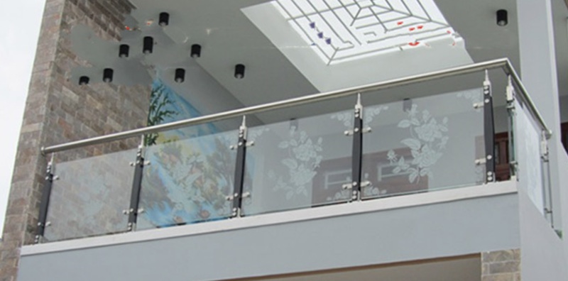 Xây lan can sân thượng