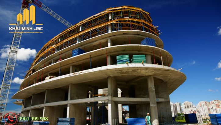 Nhà bê tông toàn khối vững chắc, an toàn khi lũ dâng cao