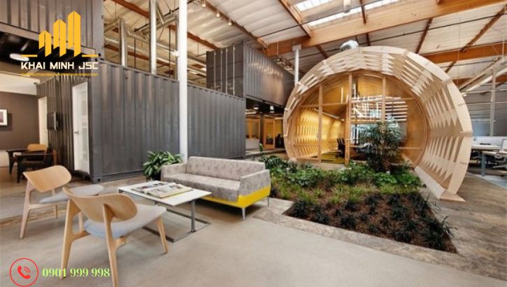 Gỗ tái chế còn được ứng dụng linh hoạt trong việc chế tác đồ trang trí và các vật dụng phụ trợ