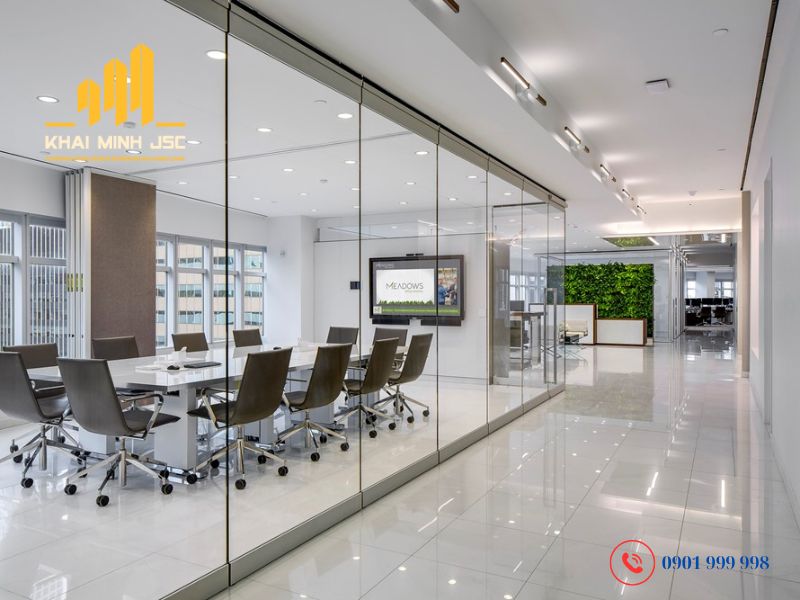 Thi công vách kính hai lớp đang trở thành xu hướng chủ đạo trong thiết kế và xây dựng các tòa nhà văn phòng