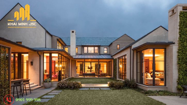 Thiết kế biệt thự mở dạng chữ U riêng tư, kết nối hài hòa với sân vườn tự nhiên