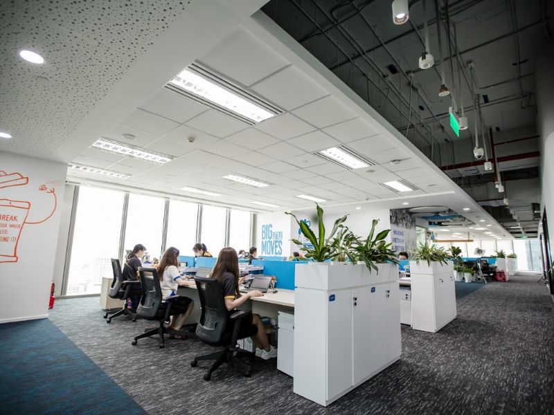 Thiết kế văn phòng tiết kiệm năng lượng tận dụng ánh sáng tự nhiên