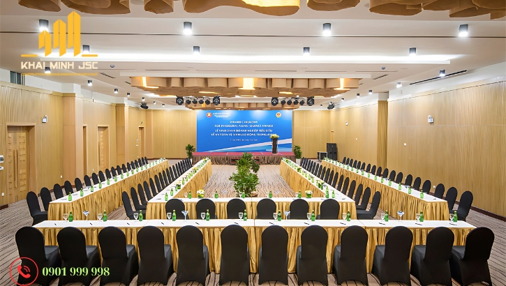 Tiêu chuẩn khu vực hội nghị, hội thảo sức chứa lớn, rộng rãi tại khách sạn 5 sao