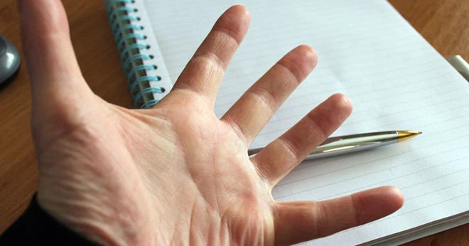 Nên rèn luyện tay trái ra sao? Nên rèn luyện tay trái ra sao?