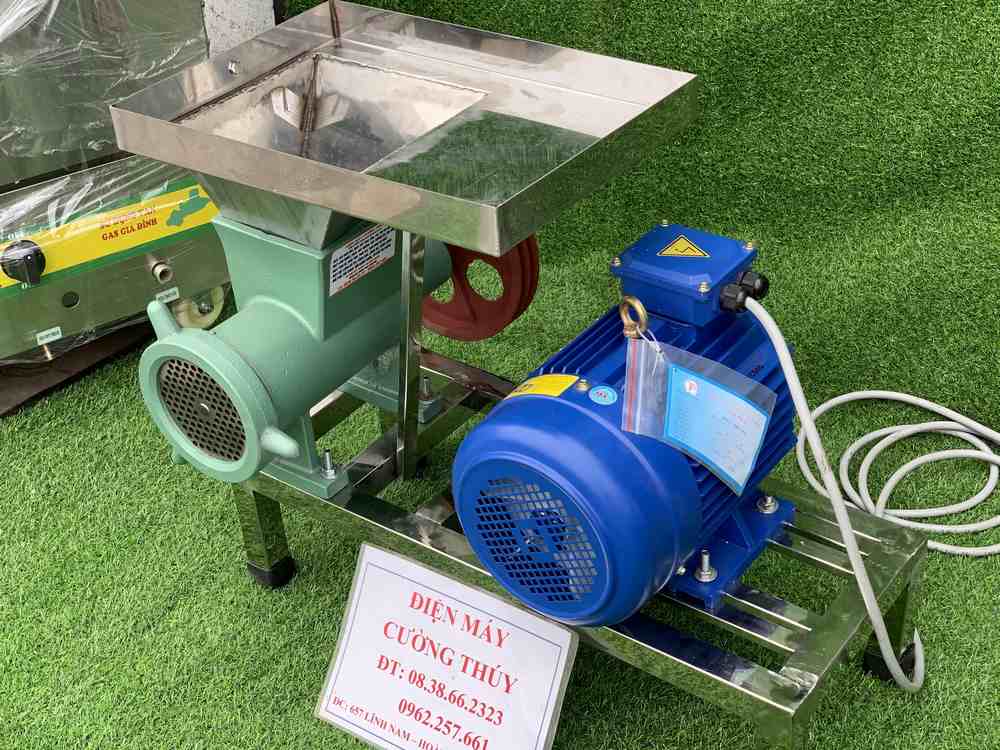 máy xay cá nguyên con