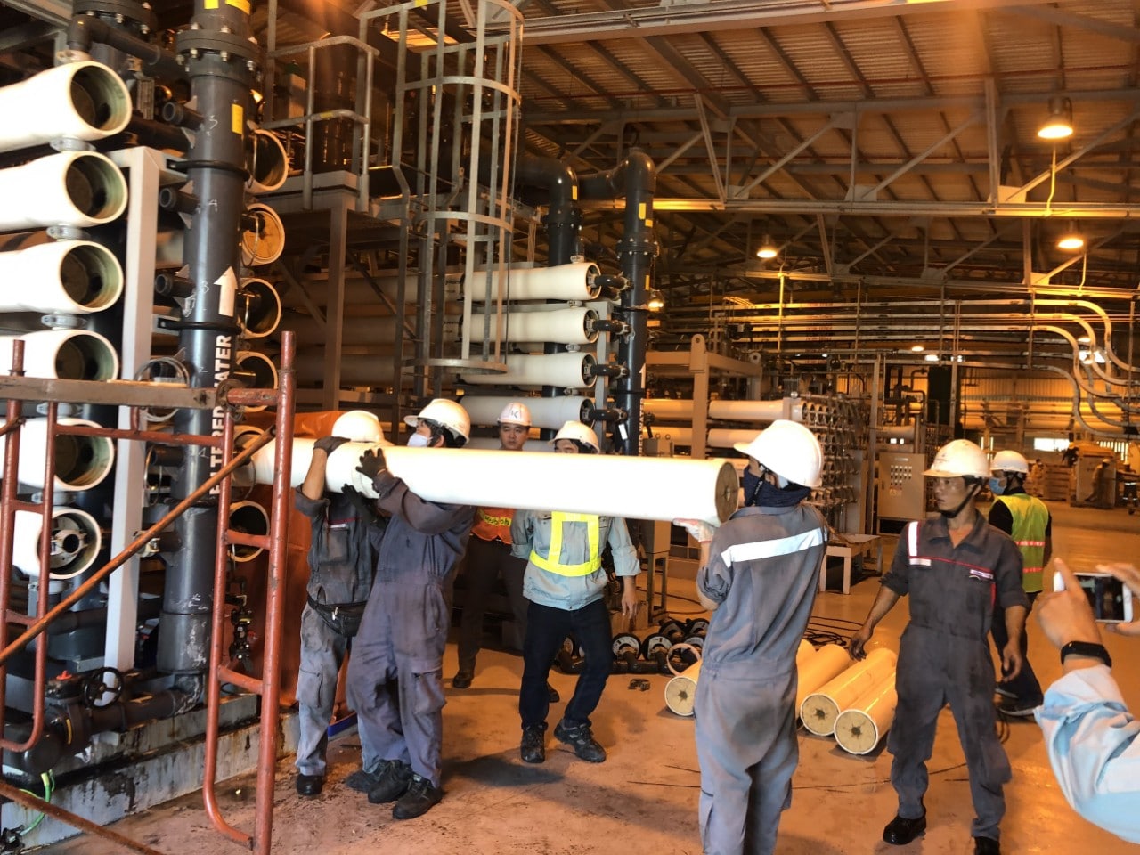 xu-ly-nuoc-nhiem-man