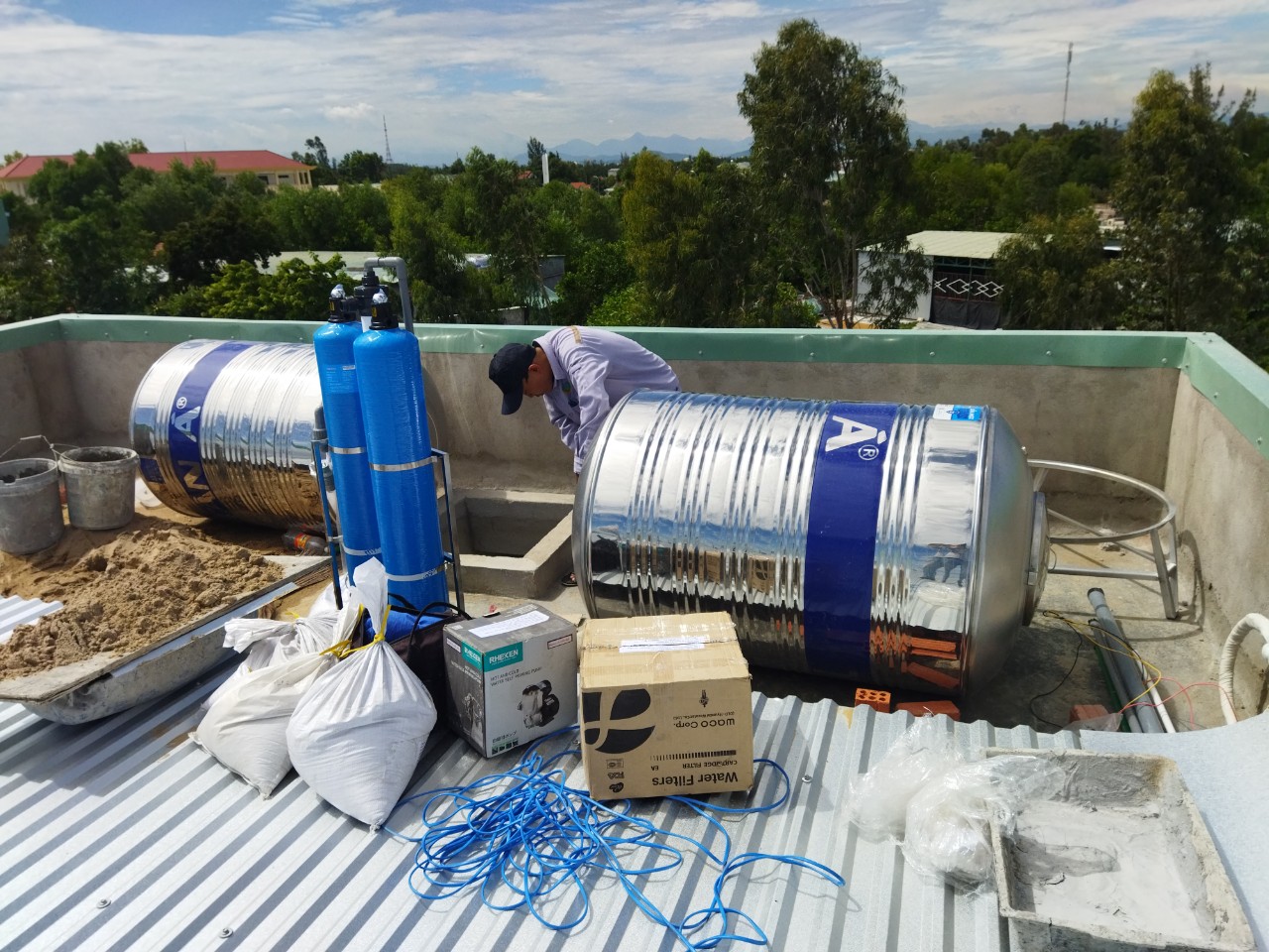 công tác lắp hệ thống lọc tổng