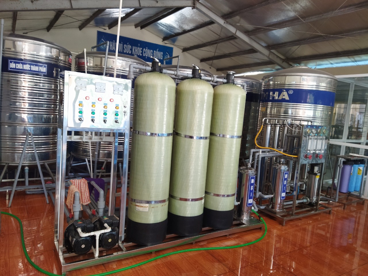 vệ sinh thay thế thiết bị