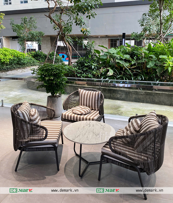 UNITY Fitness Lựa Chọn Nội Thất DeMark Bàn Ghế Giả Mây Ngoài Trời Sang Trọng Và Bền Bỉ