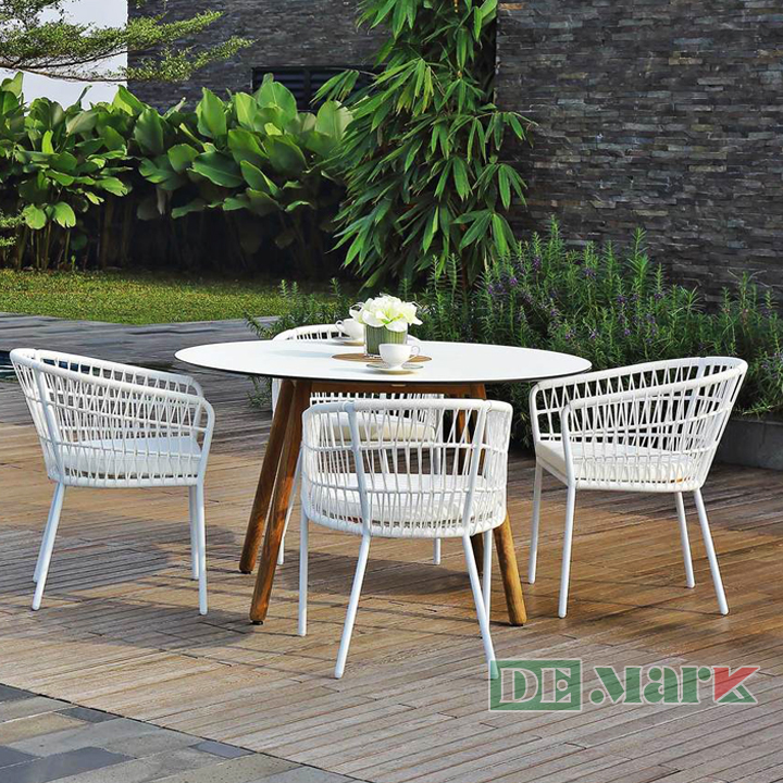 bàn ghế sân vườn