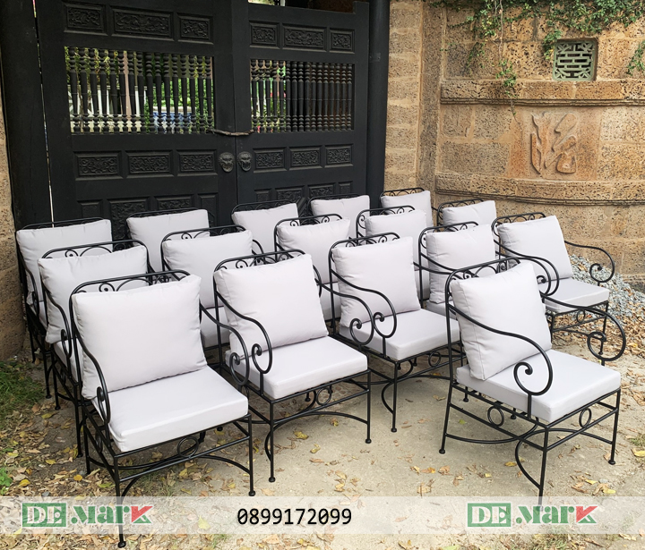 Ghế ngoài trời bằng sắt