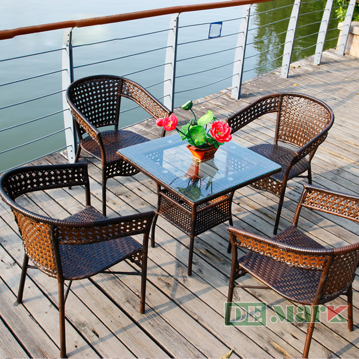 Bàn ghế giả mây