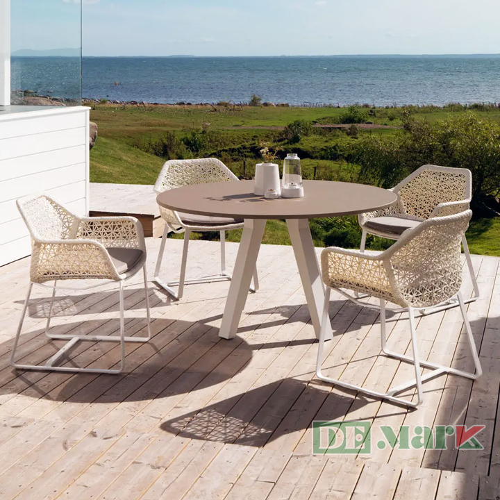 Nội thất giả mây