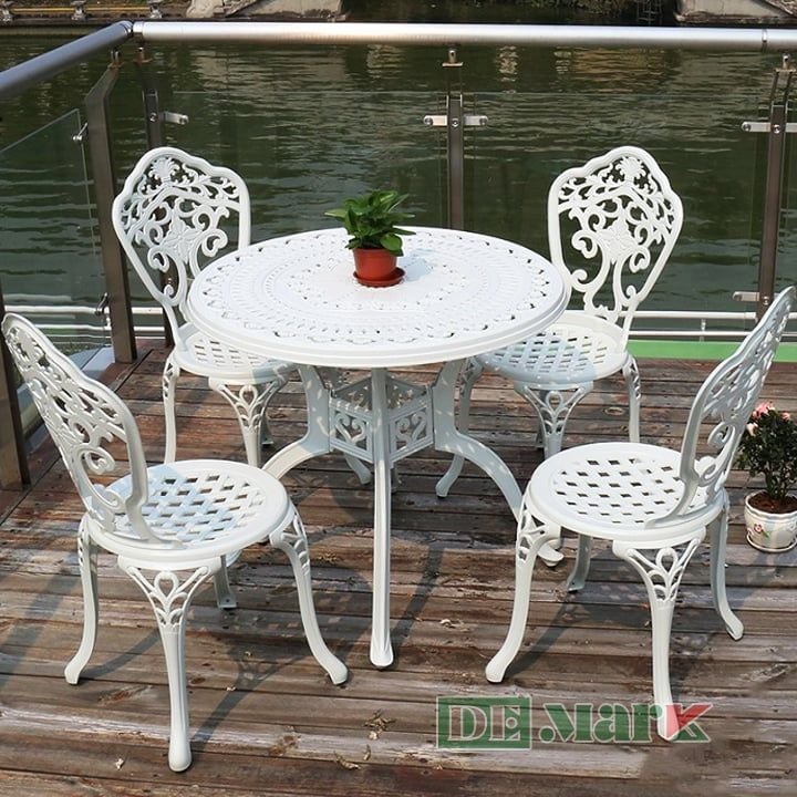 Bàn ghế nhôm đúc