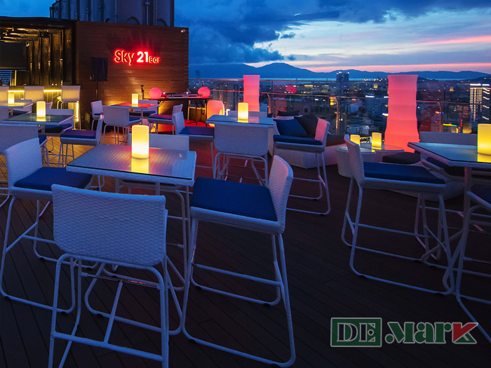 Ghế Quầy Bar Nhựa Giả Mây