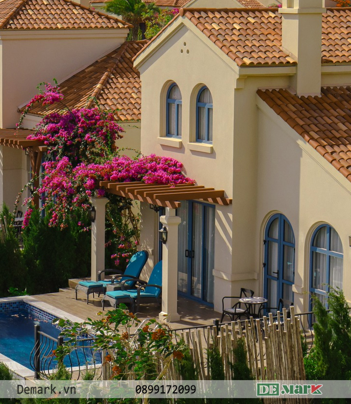 Bộ bàn ghế sắt ngoài trời MT3009 họa tiết ốp gốm cổ điển