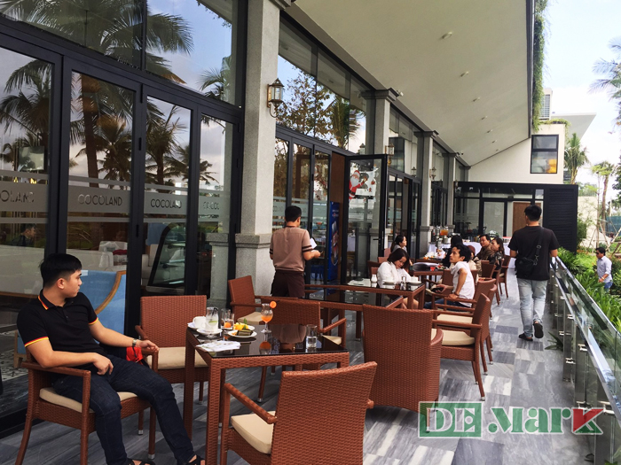 Bàn Ghế Cafe Nhựa Giả Mây