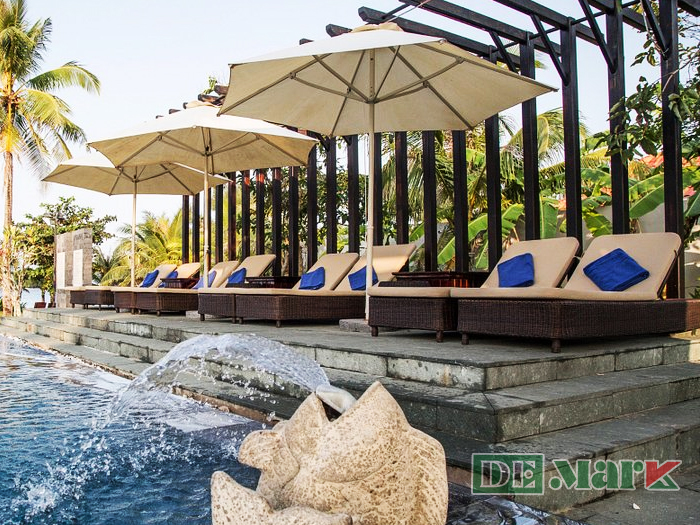 ghế hồ bơi giả mây