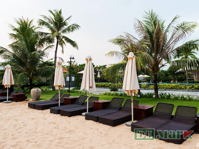 ghế hồ bơi giả mây