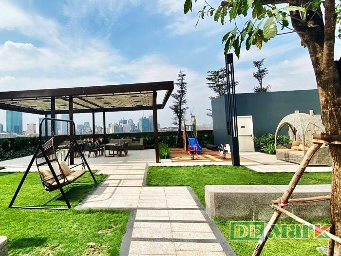 Ghế Xích Đu Nhựa Giả Mây