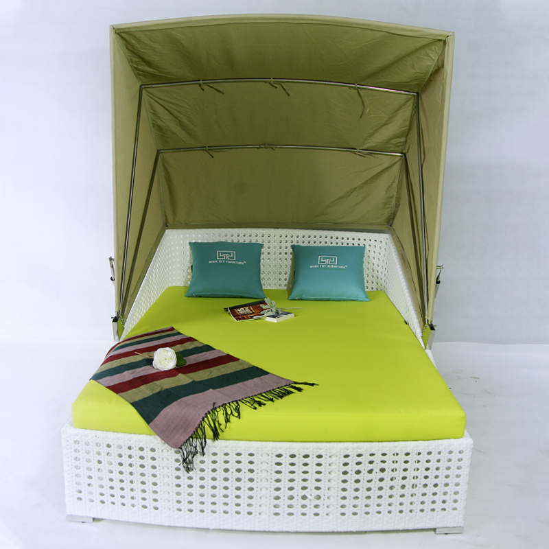 Ghế Hồ Bơi Giả Mây Có Mái Che MT425