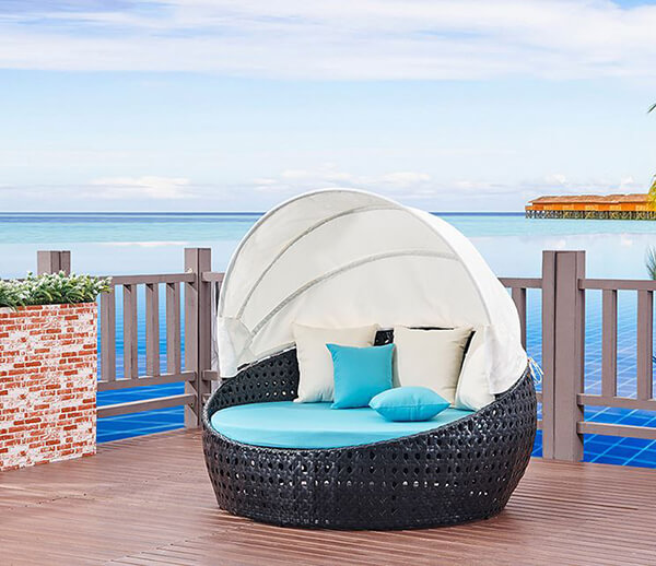 Giường tắm nắng DeMark có mái tre