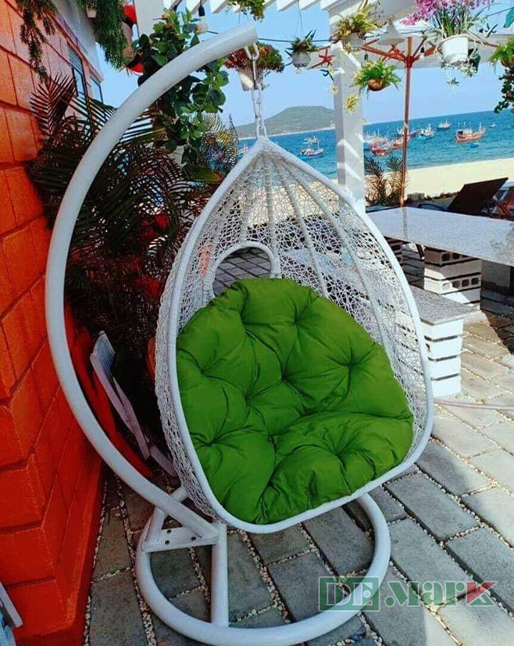 Hình dáng chân đế xích đu nhựa giả mây treo của Demark