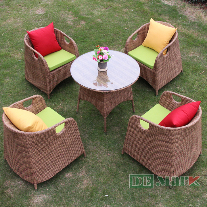 Bàn Ghế Nhựa Giả Mây MT2A72