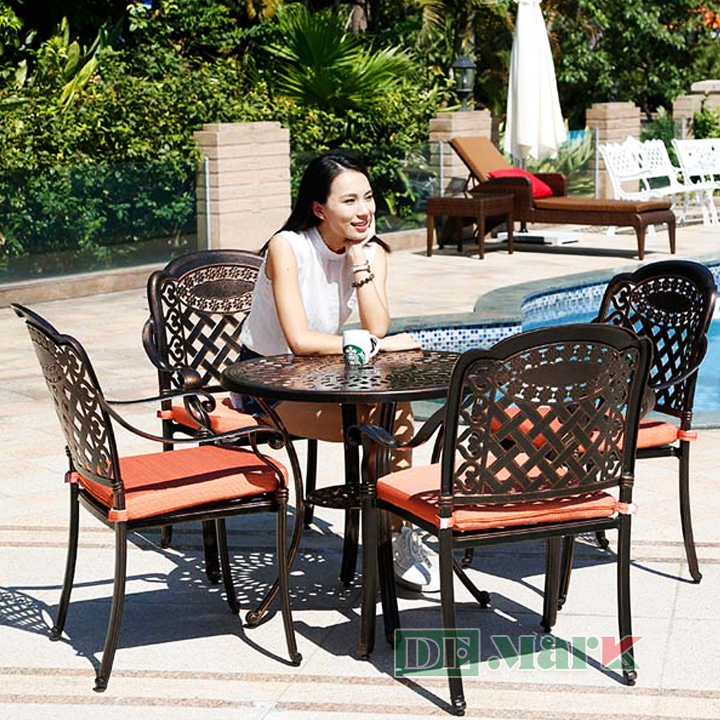 Bộ Bàn Ghế Ngoài Trời Nhôm Đúc DeNKD78-4G