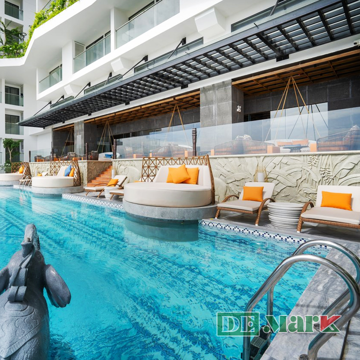 Bàn ghế giả mây ngoài trời cho hồ bơi khách sạn và khu nghỉ dưỡng